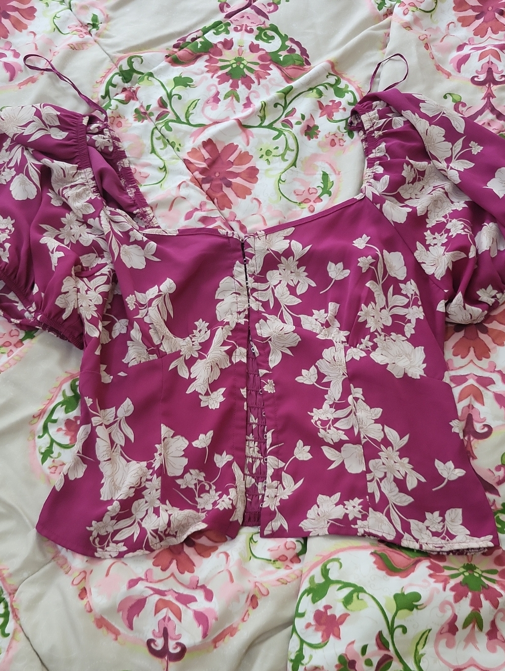 Floral Fuchsia Puff-Sleeve Women’s Top